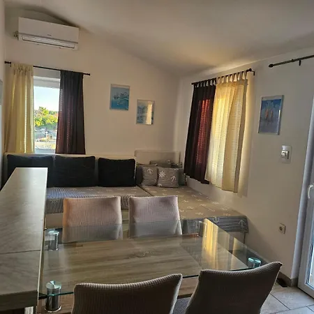 Snjezana Liveric 公寓 *